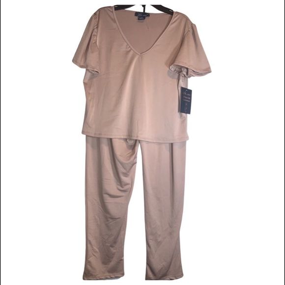 NWT Lark & Grey 2 Piece Pant Shirt Outfit Comfy Relaxed Athleisure Loungewear - Picture 1 of 5